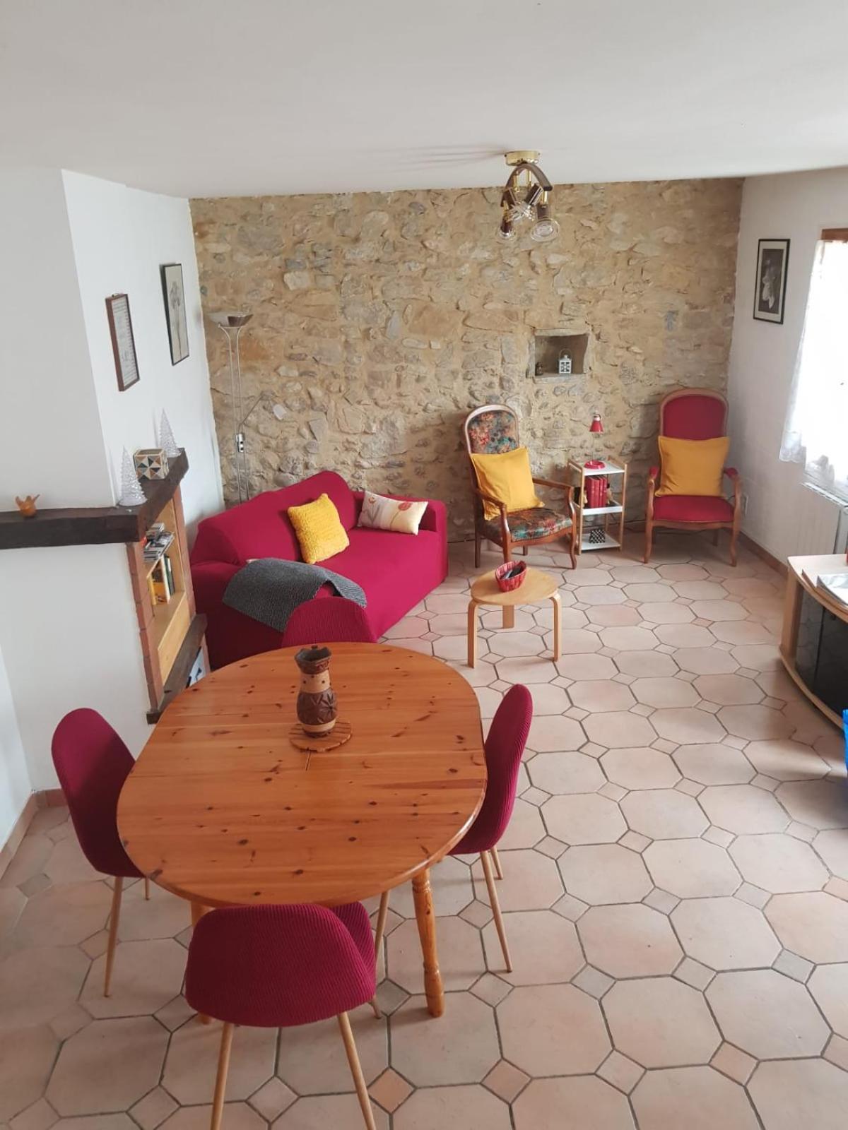 Maison Dans Un Village Calme Carla-de-Roquefort Экстерьер фото